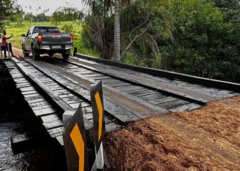 Moradores de Camapuã ganham ponte reformada sobre o córrego Ribeirão