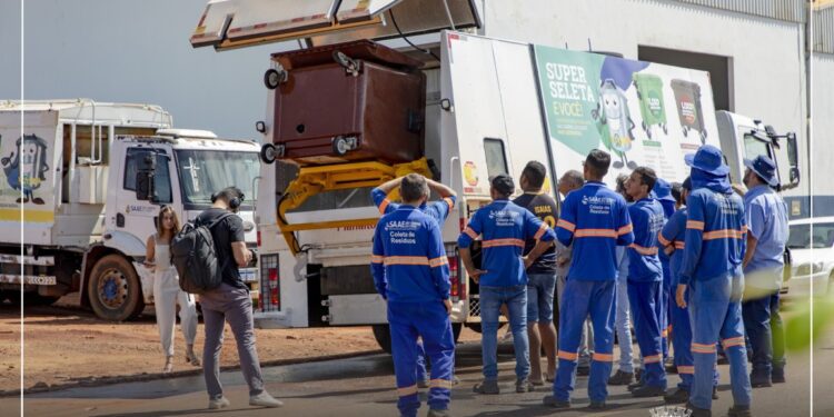 São Gabriel do Oeste reforça limpeza urbana com novo caminhão lavador de contêineres