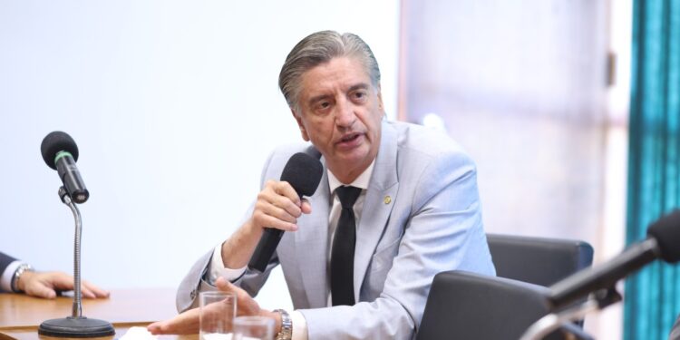 Deputado Dagoberto Nogueira defende mudanças tributárias com foco na equidade