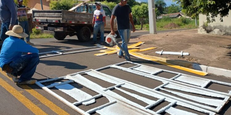 Camapuã intensifica sinalização horizontal em bairros da cidade