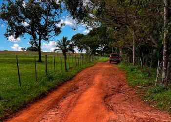 Artur Baird solicita obras de recuperação no corredor público Heitor Ferraz