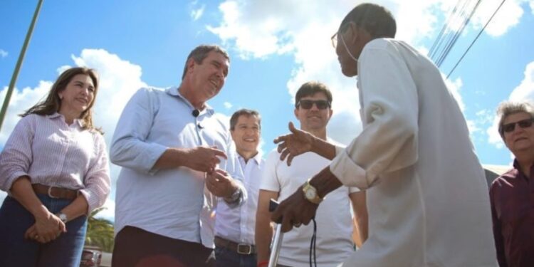 Entregas Habitacionais e Investimentos em Infraestrutura Marcam Visita do Governador a Costa Rica