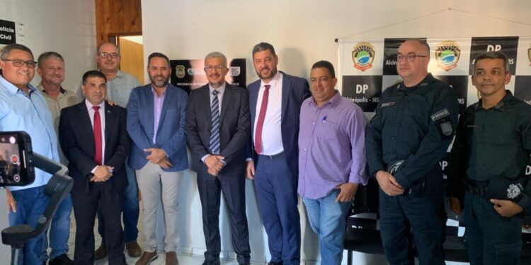 Inauguração da Sala Lilás em Alcinópolis: Um Marco de Acolhimento e Proteção.