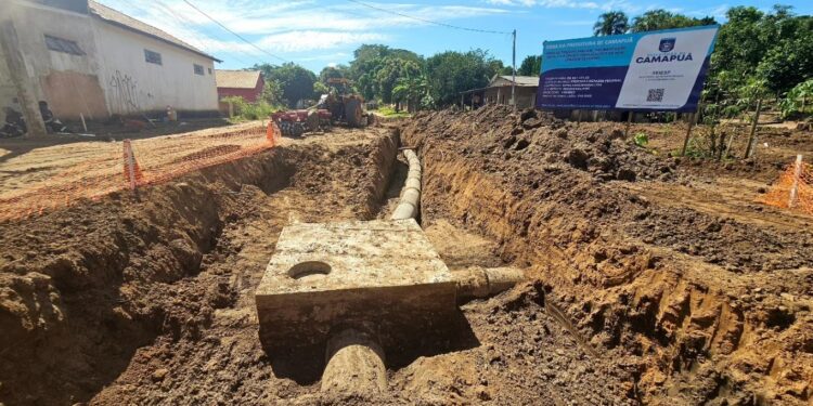 Camapuã avança com obras de infraestrutura e prepara rua Cândido Severino para receber asfalto