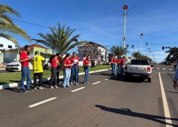 Maio Amarelo mobiliza instituições e comunidade em Costa Rica para trânsito mais seguro
