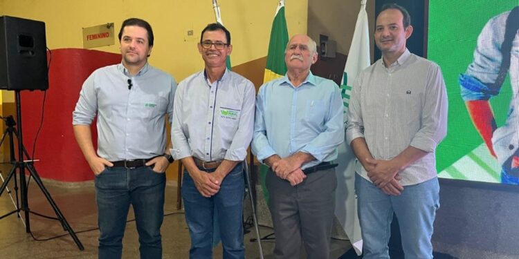 Capacitação profissional é destaque em cerimônia em Figueirão