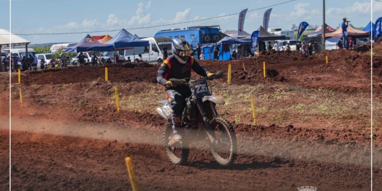 Motocross agita São Gabriel do Oeste em etapa estadual do campeonato