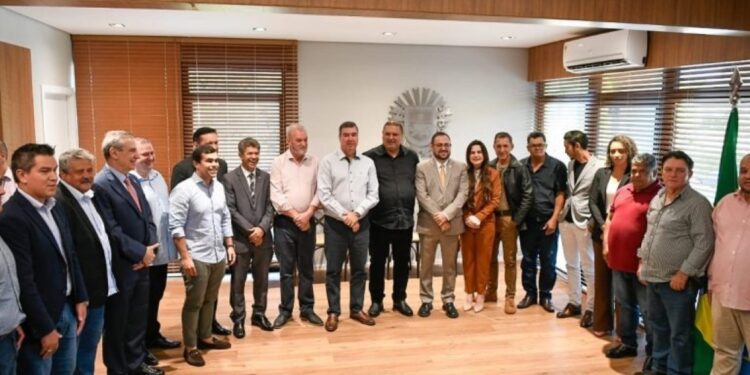 Com MS Ativo, Jaraguari apresenta projeto e garante pavimentação em todas as ruas do município