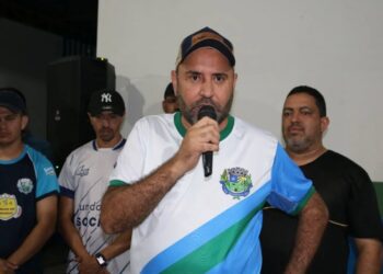 Weliton Guimarães prestigia o 1º Torneio de Futebol Society categoria de base de Alcinópolis