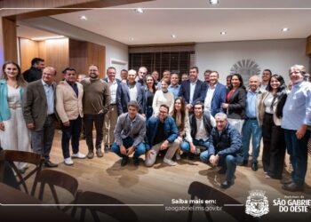 Prefeito Leocir Montanha apresenta projetos estratégicos para São Gabriel do Oeste