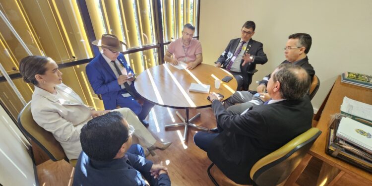 Prefeito Manoel Nery conquista recursos de grande porte em Brasília