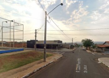 Baird propõe solução para falta de iluminação em rua do Jardim Novo Horizonte em Costa Rica