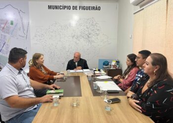 CRO-MS e SES estreitam laços com Juvenal Consolaro para serviços odontológicos