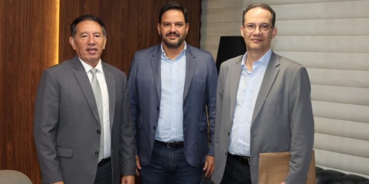 Deputado Gerson Claro recebe diretoria da CCR MSvia/ Motiva para discutir gestão da BR-163