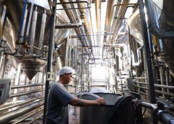 MS empregou 3.087 trabalhadores formais em maio