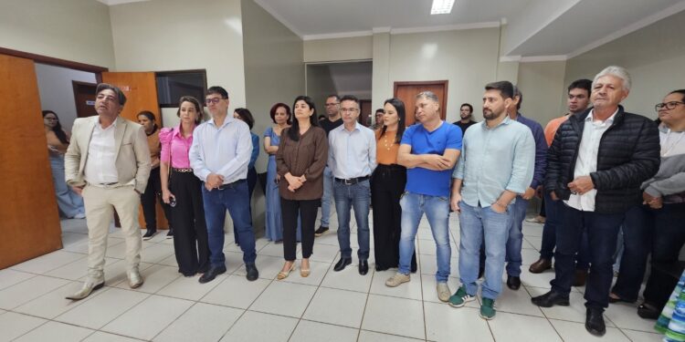 Prefeito Manoel Nery recepciona Rose Modesto visando parcerias com ex-deputada federal
