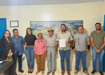 Prefeito Weliton confirma compra de terreno para construção de 215 casas e áreas públicas