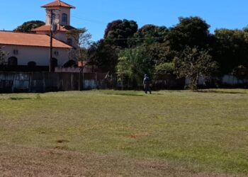 Secretaria de Infraestrutura executa serviços de manutenção em unidade escolar de Camapuã