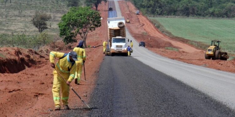 Financiamento do BNDES viabiliza via de 38 km entre Chapadão do Sul e Inocência