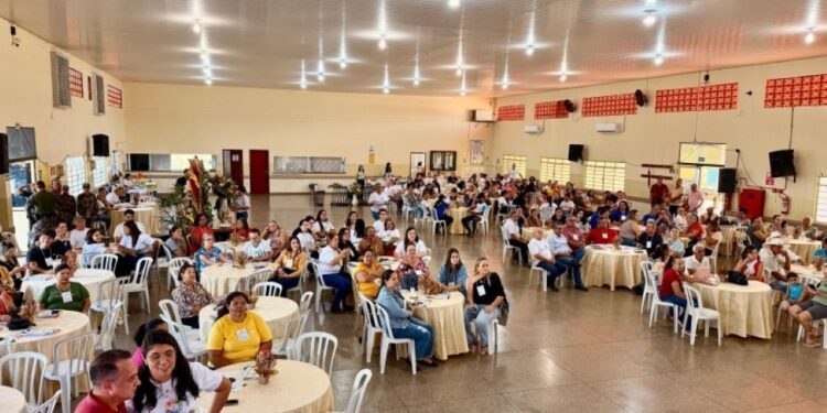 Costa Rica propõe avanços no SUAS em conferência municipal