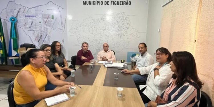 Encontro em Figueirão debate sistema de monitoramento educacional
