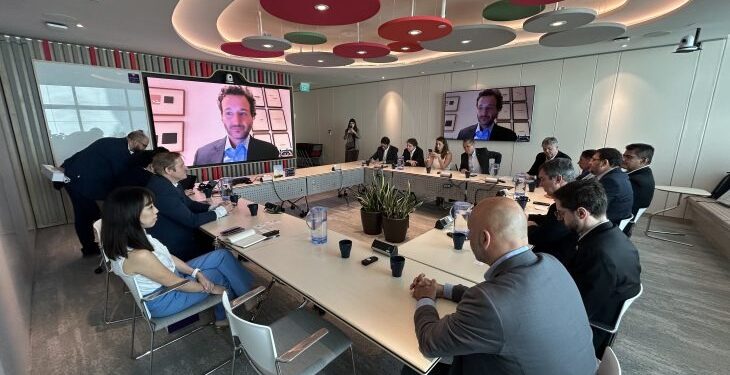 Governo de MS apresenta oportunidades a empresários de Singapura e discute investimentos na área ambiental