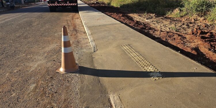 Secretaria de Obras amplia infraestrutura de calçadas para garantir mobilidade segura