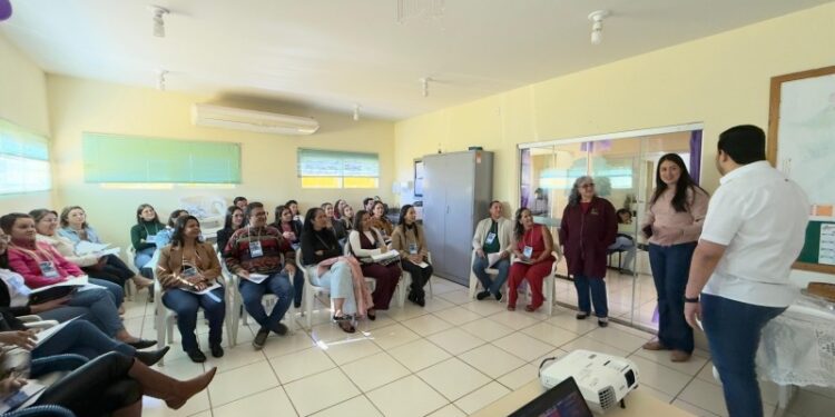 Profissionais de odontologia de Costa Rica recebem capacitação em biópsia e citopatologia