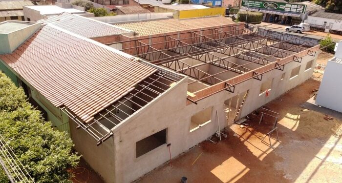 UBS do bairro Pequi I ultrapassa 50% de construção em Figueirão