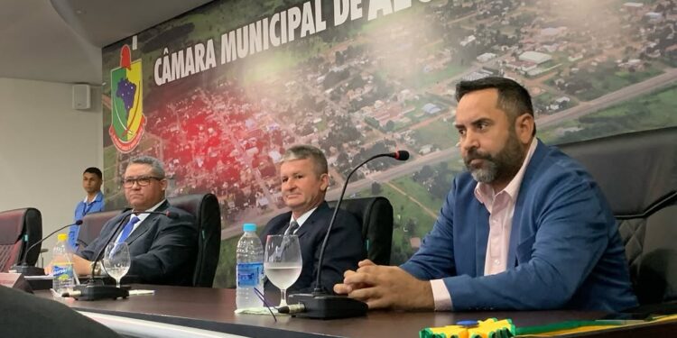 Alcinópolis registra alta aprovação da gestão de Weliton Guimarães e da Câmara Municipal