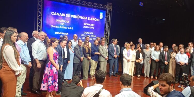 Alcinópolis mobiliza lideranças comunitárias em evento estadual sobre proteção às mulheres