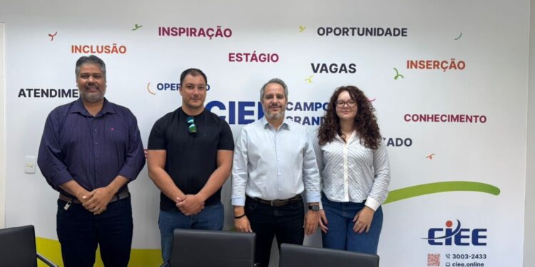 Câmara de Costa Rica promove encontro com CIEE para incentivar o envolvimento de estudantes com o Legislativo
