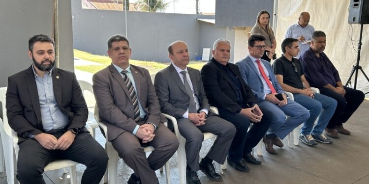 Costa Rica valoriza segurança pública com galeria fotográfica e novas instalações na Delegacia