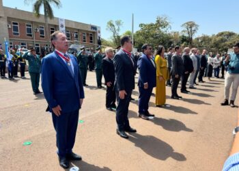 Deputado Gerson Claro é homenageado com Medalha do Mérito Policial Militar