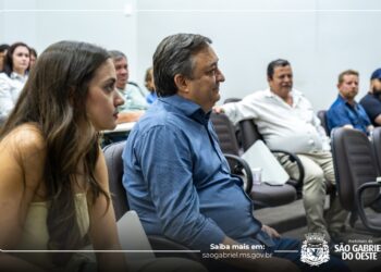 Prefeito Leocir Montanha lidera formação de regional da ASSEMAE