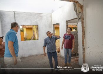Prefeito Leocir Montanha acompanha andamento das obras de reforma na ESF Itaqui