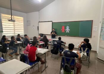 Alcinópolis realiza atividade de promoção de dieta equilibrada em escolas com nutricionistas