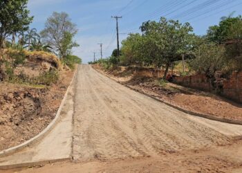 Prefeitura de Camapuã conclui pavimentação em paralelepípedos na Rua Florentino Alves Ferreiro