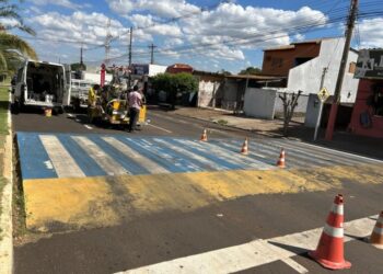 Costa Rica intensifica sinalização horizontal em vias urbanas