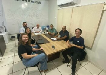 Juvenal Consolaro firma parceria com Iagro visando garantir sanidade e competitividade ao agronegócio de Figueirão