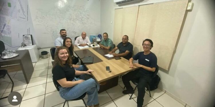 Juvenal Consolaro firma parceria com Iagro visando garantir sanidade e competitividade ao agronegócio de Figueirão