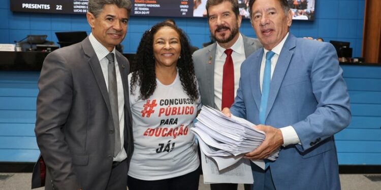 Gerson Claro reafirma papel da ALEMS no fortalecimento da educação pública e no diálogo com categorias