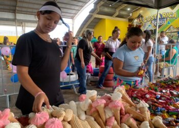 Club do Kart CR promove ação do Dia das Crianças em Costa Rica