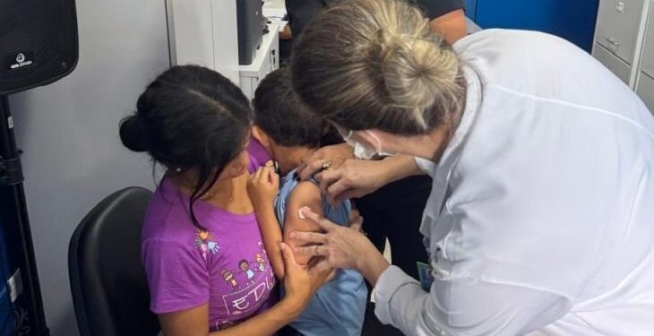 MS inicia campanha de multivacinação com foco na atualização da caderneta de crianças e adolescentes