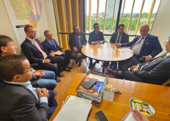 Jean Carlos anuncia recursos para novo PSF Central e aquisição de escavadeira para Camapuã