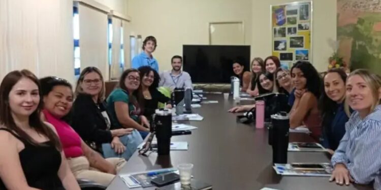 Capacitação regional amplia integração entre Salas do Empreendedor em Costa Rica