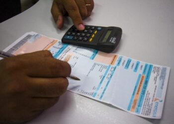 Estado regula cortes de água e luz com aviso prévio e restrições a finais de semana