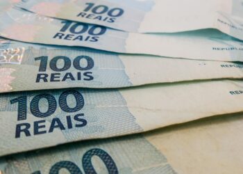 Entenda as regras do novo salário mínimo e da isenção do Imposto de Renda