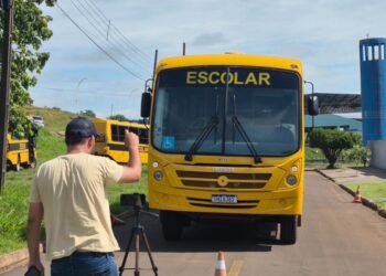 Camapuã promove revisão completa dos ônibus do transporte escolar
