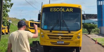 Camapuã promove revisão completa dos ônibus do transporte escolar